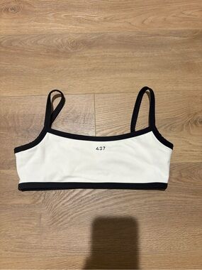 437 Contrast-Trim White & Black Bra Small